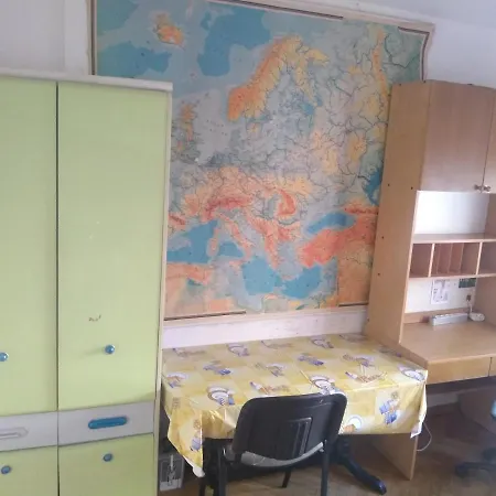 Duzy Pokoj W Centrum Gdyni 180 Metrow Od Plazy. Гдыня